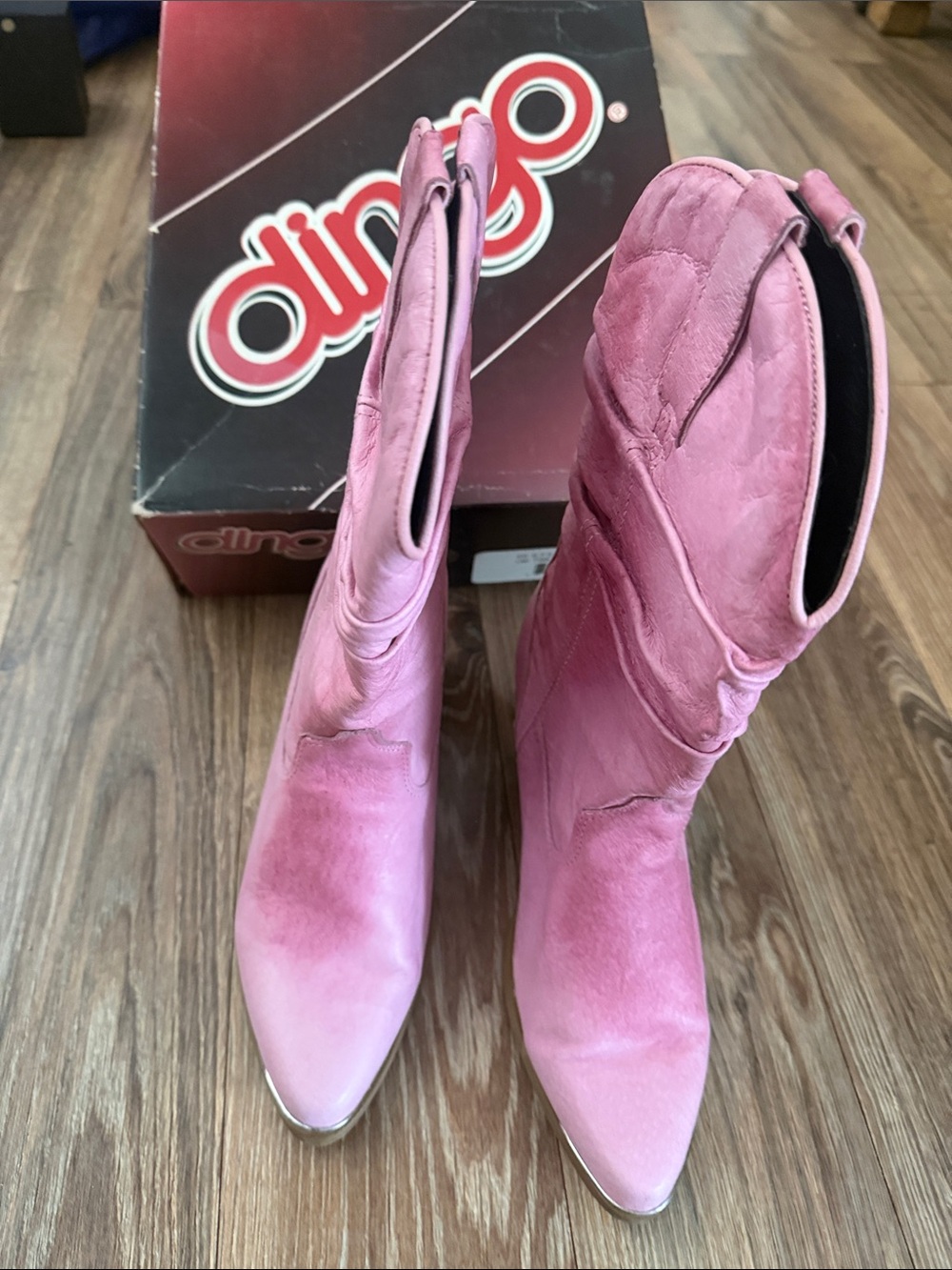 dingo Pink Velvet looking Western-Style Pointed Toe Boots